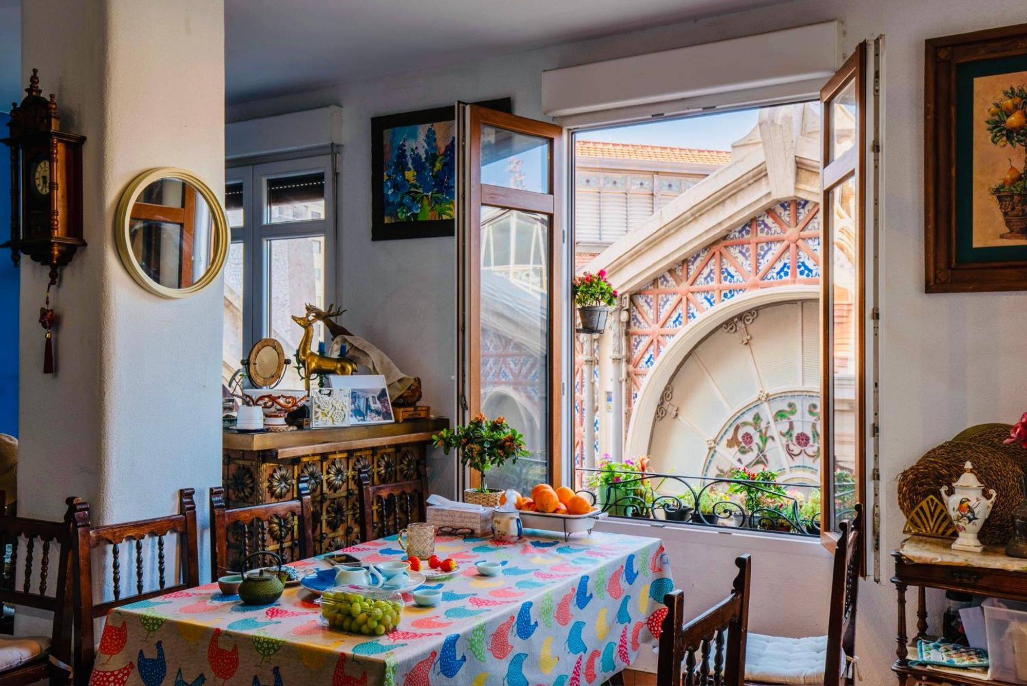 Mirador 1 Del Mercado Central - Habitacion Con Bano Privado En El Centro De La Ciudad Vella Valence Extérieur photo